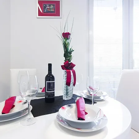 Fifi W. Parking In Old Town Lägenhet *